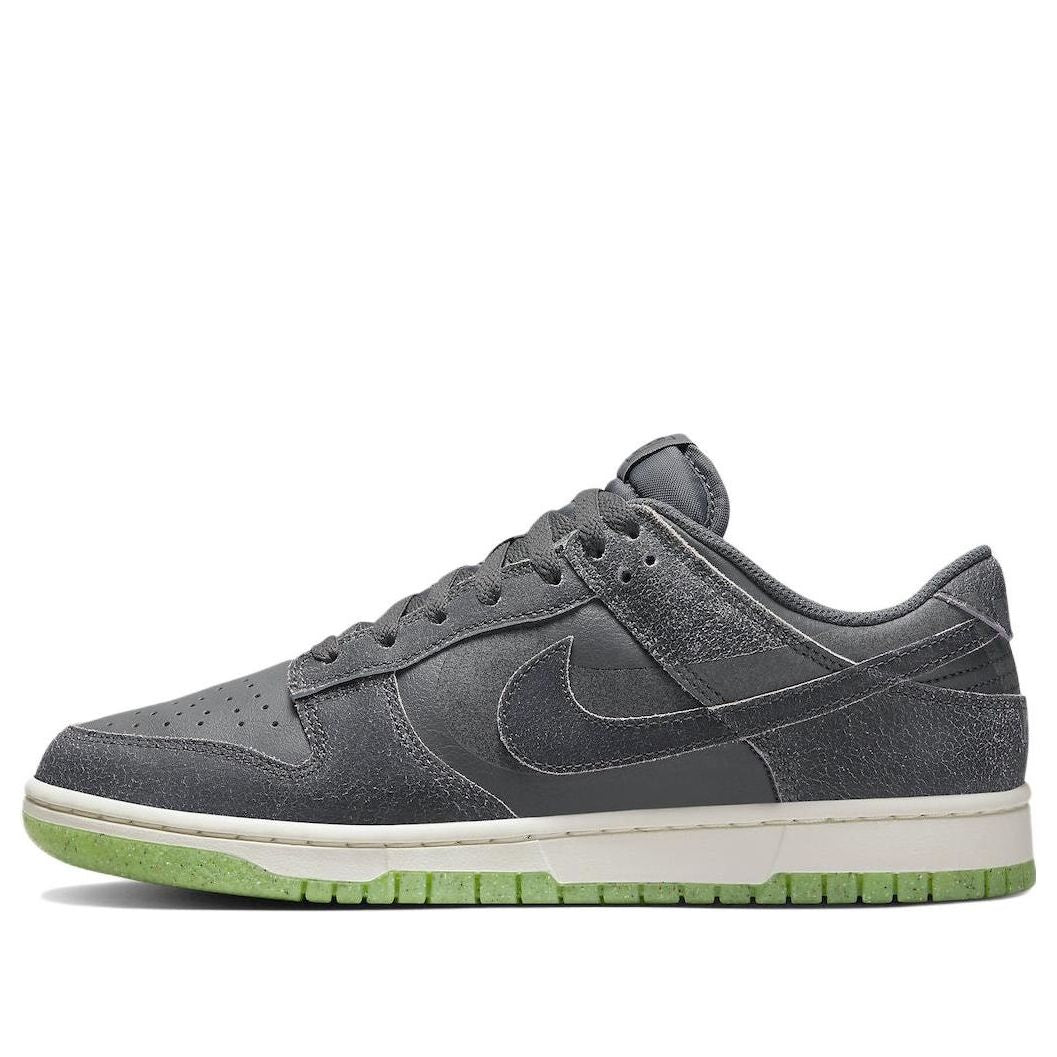 Nike Dunk Low SE 'Halloween - Cauldron'  DQ7681-001 Epochal Sneaker